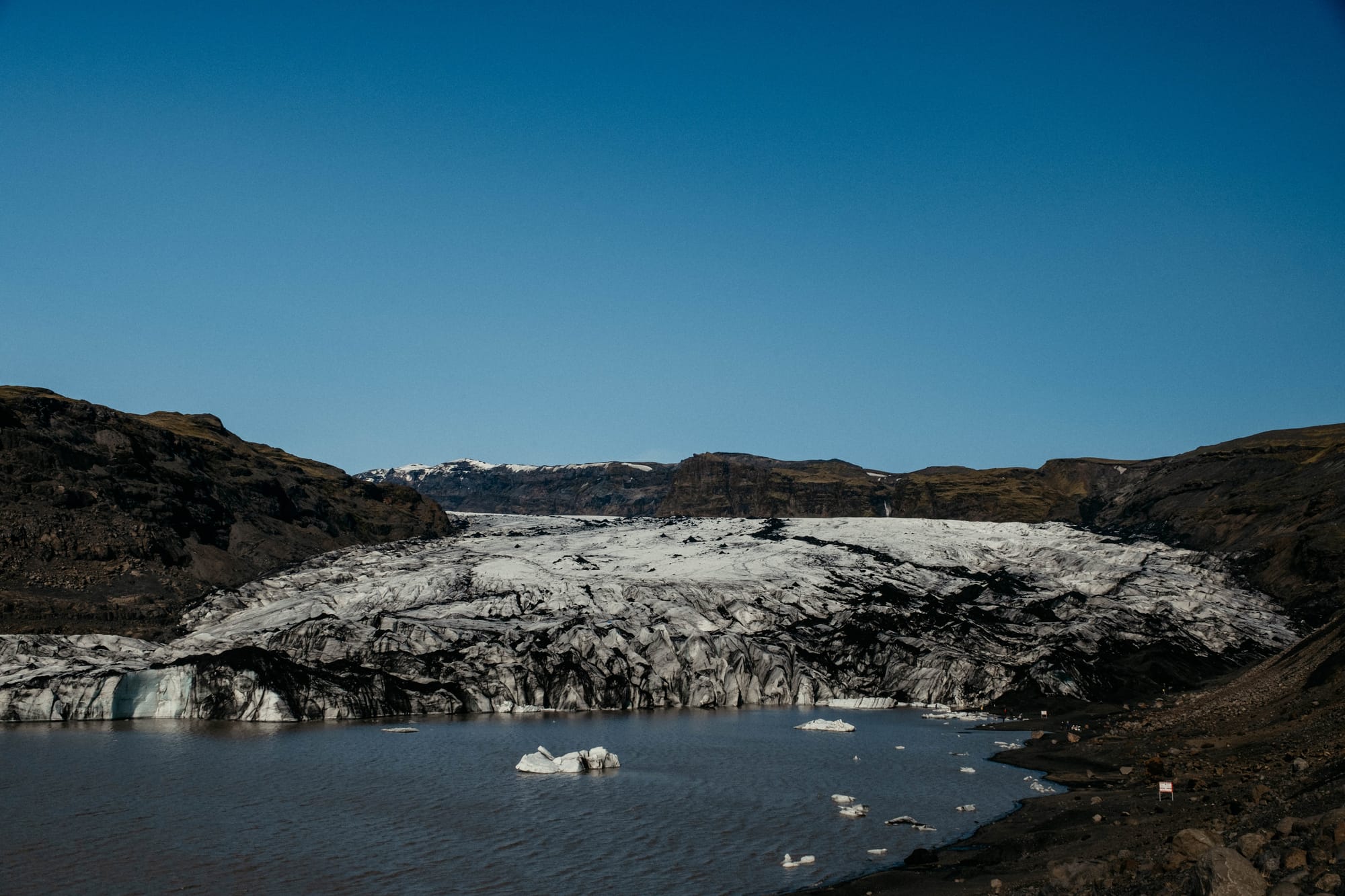 Wasser sparen und Gletscher schützen: Nicht nur wichtig am Weltwassertag feature image